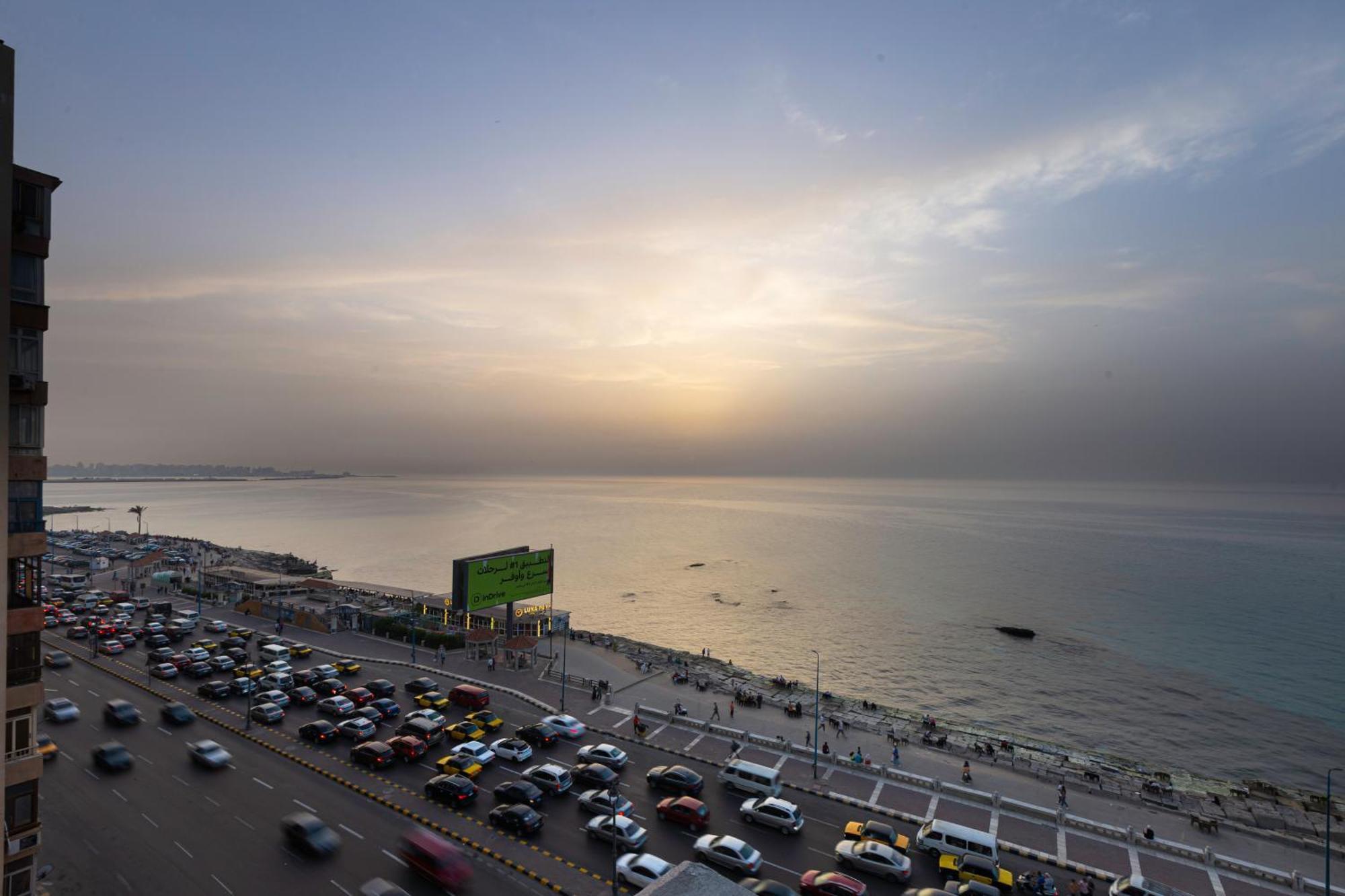 Hyat Waterfalls Alexandria Exteriör bild